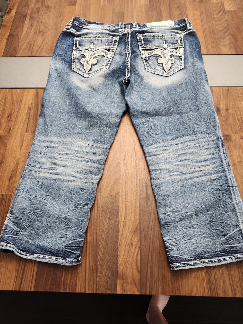Rock Revival Capris
